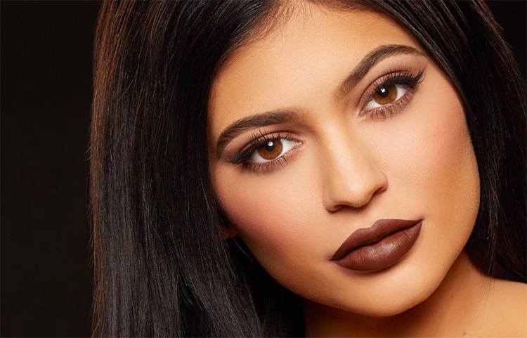 kylie-jenner-one-piece3