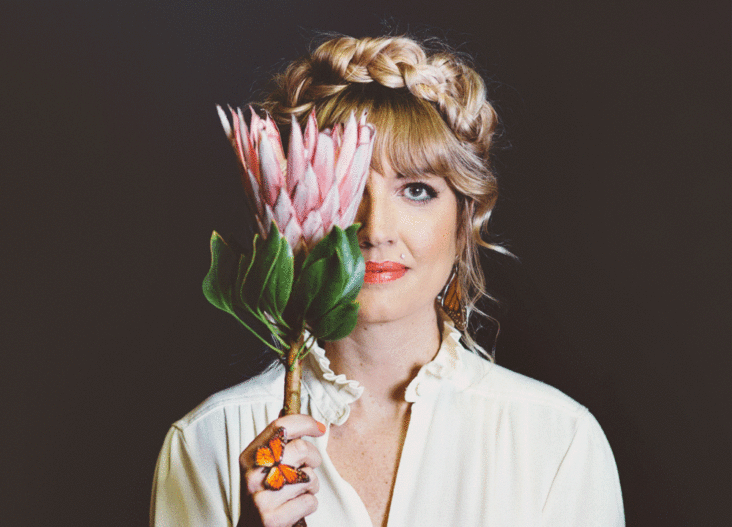 Alice Harts fortapte blomster er debutromanen alle snakker om