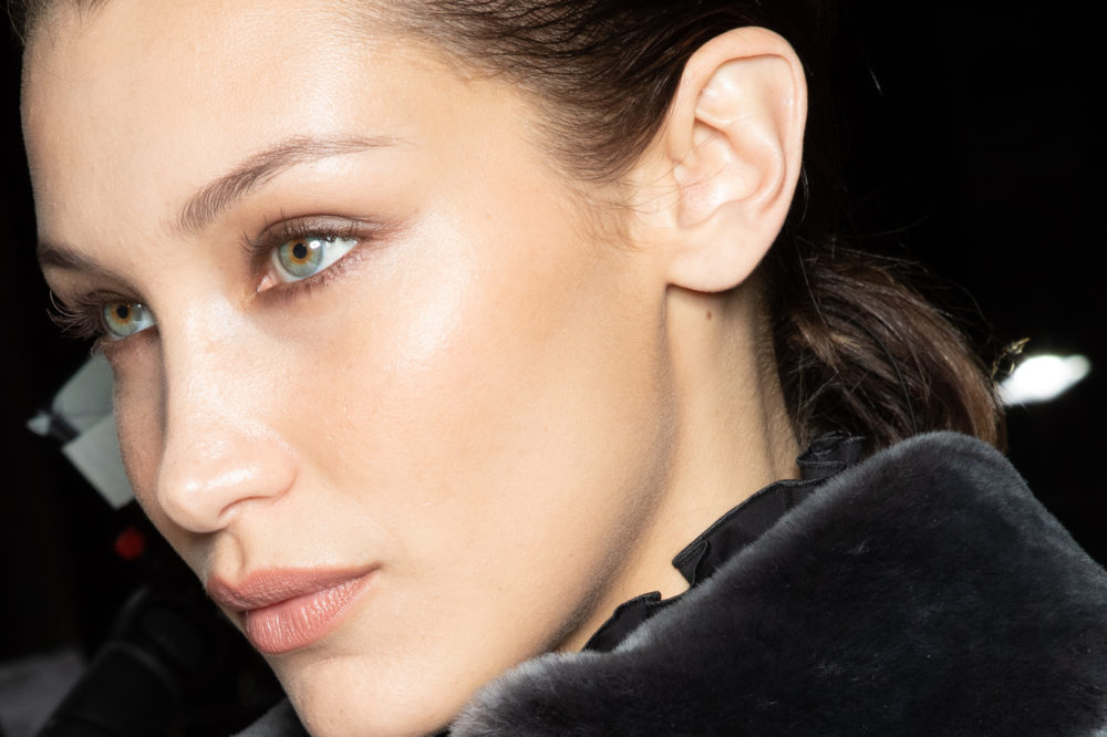 bella-hadid-i-hjemmekarantene