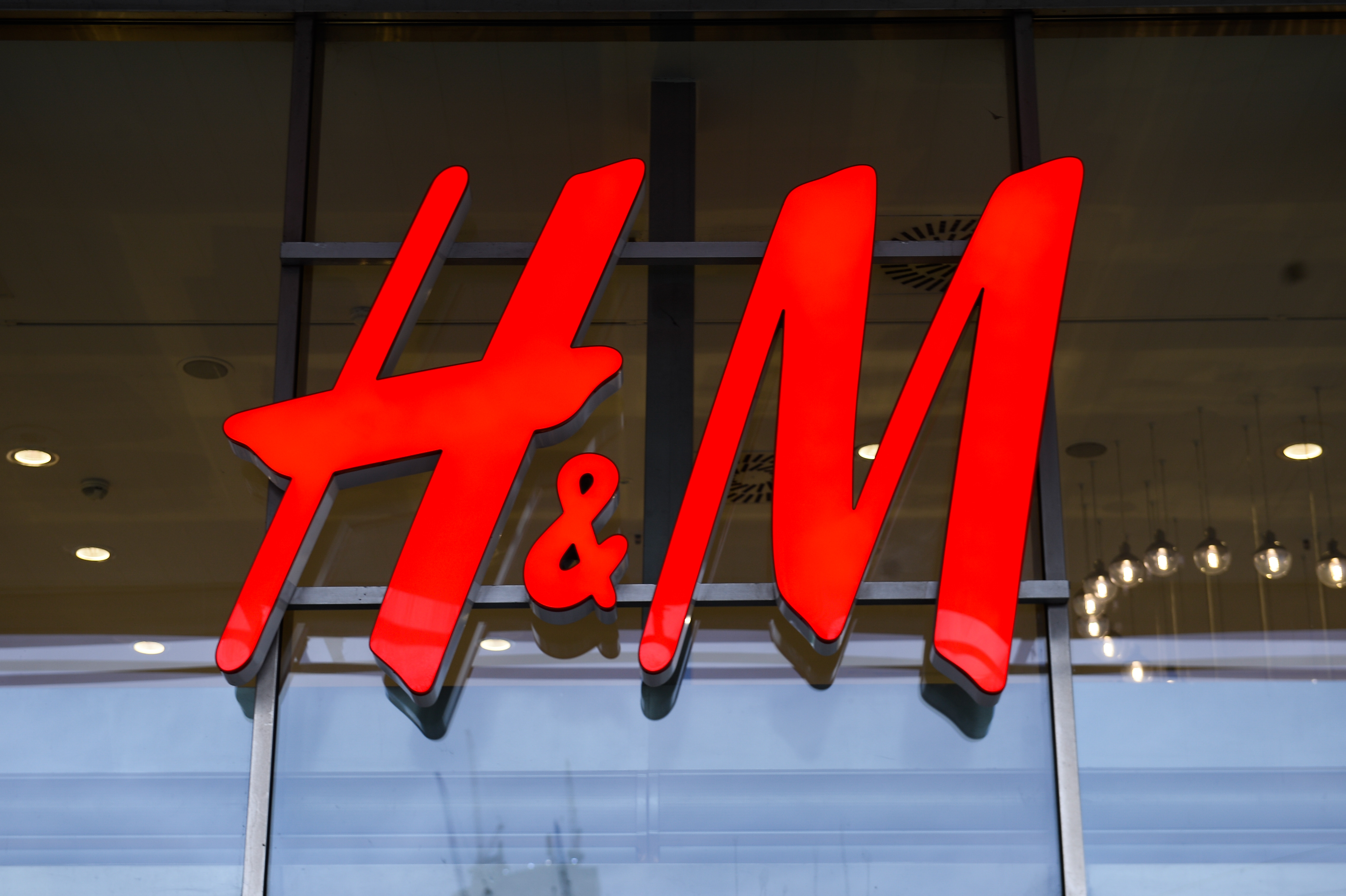 H&M anklages for rasisme
