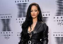 Rihanna ansetter kortvokst modell for Savage x Fenty