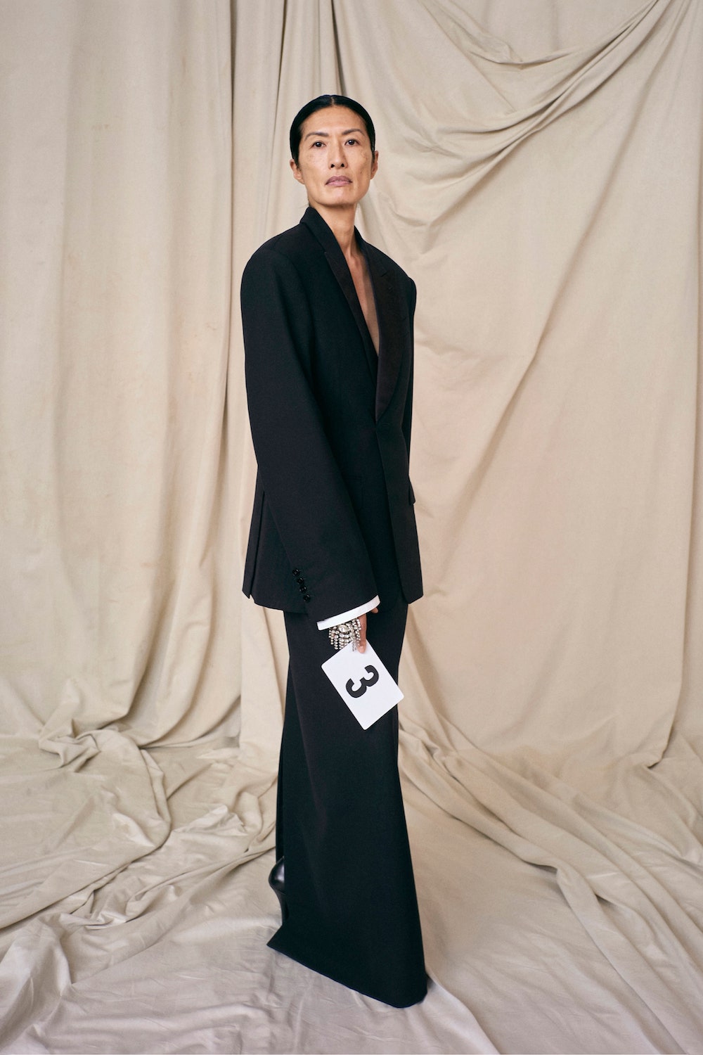 00003-Balenciaga-Couture-Fall-21-credit-brand Melk Honning