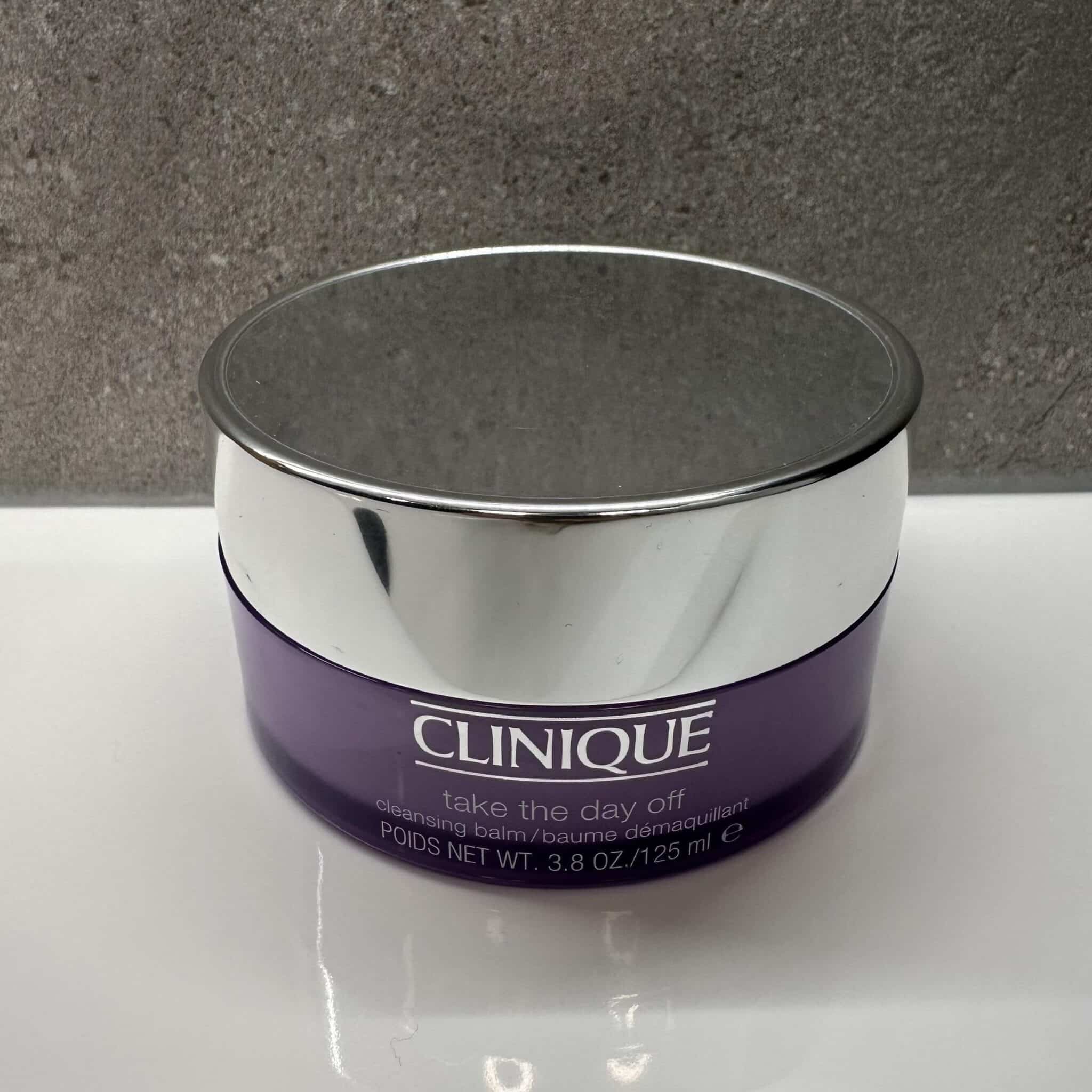 Skjønnhetsprodukter vi går god for. Clinique Take The Day Off Cleansing Balm, kr 355 hos Vita.